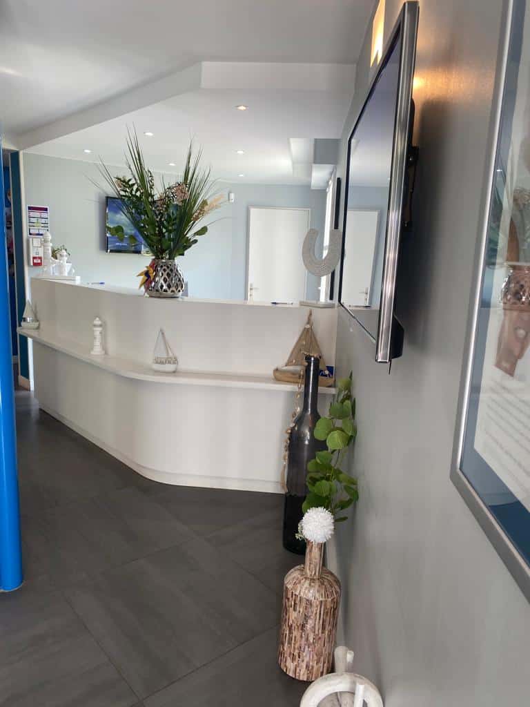 Orthodontiste Essonne Paris Docteur Samama Orthodontiste consultation adulte invisalign Gif-sur-Yvette, Saint-Aubin, Villiers-le-Bâcle, Bures-sur-Yvette, Orsay, Saint-Rémy-lès-Chevreuse, Saclay, Châteaufort, Magny-les-Hameaux, Villebon-sur-Yvette, Jouy-en-Josas, Palaiseau, Massy, Villejust, Forges-les-Bains, Les Ulis, Saclay, Paris